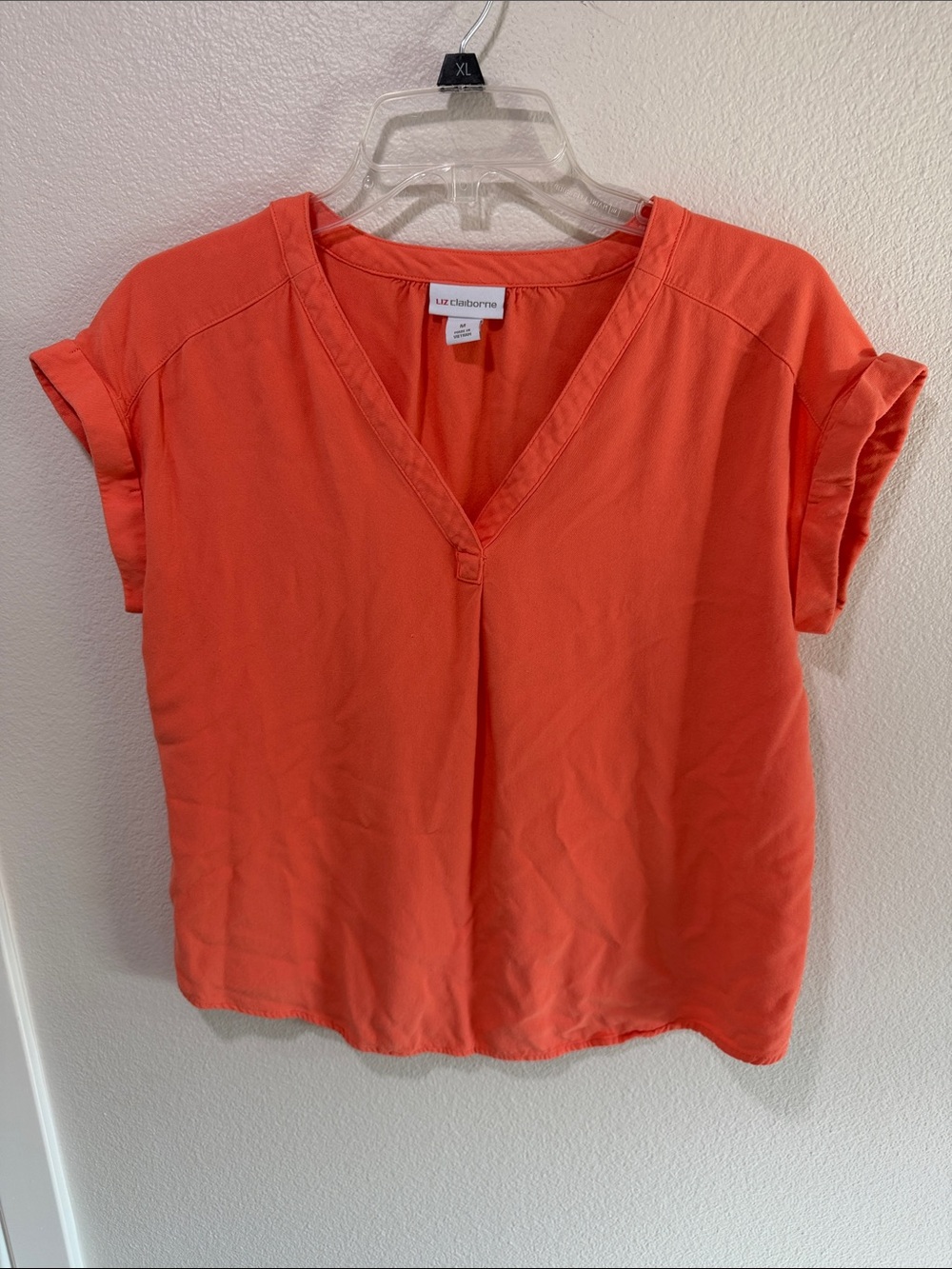 Liz Claiborne Coral V-Neck Cap Sleeve Blouse